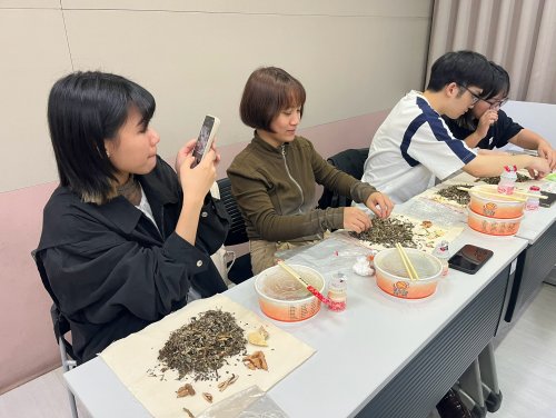 裝飾性圖片